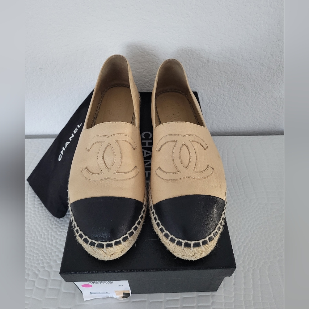 CHANEL ESPADRILLES. SIZE 9